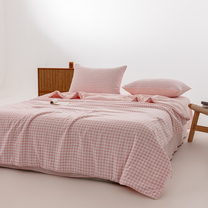 91家纺网 家纺一手货源 找家纺 迪梵家纺 2026新款A类无印风水洗棉格子纯色夏凉被大豆夏被空调被薄被（带买家秀） 红小格