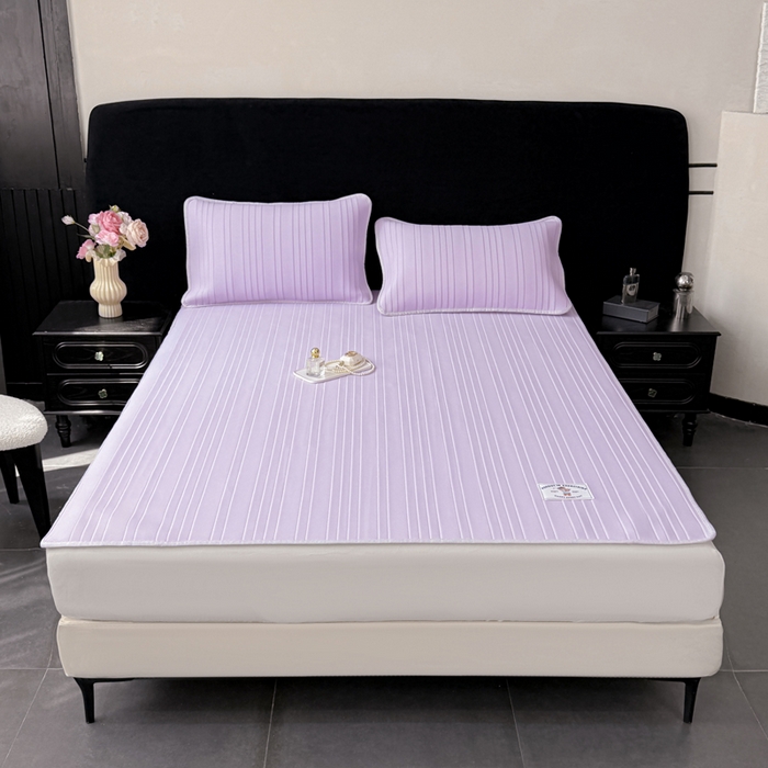 91家纺网 家纺一手货源 找家纺 麋兔 2026新款纯色朵朵小熊冰蚕丝软席 香芋紫