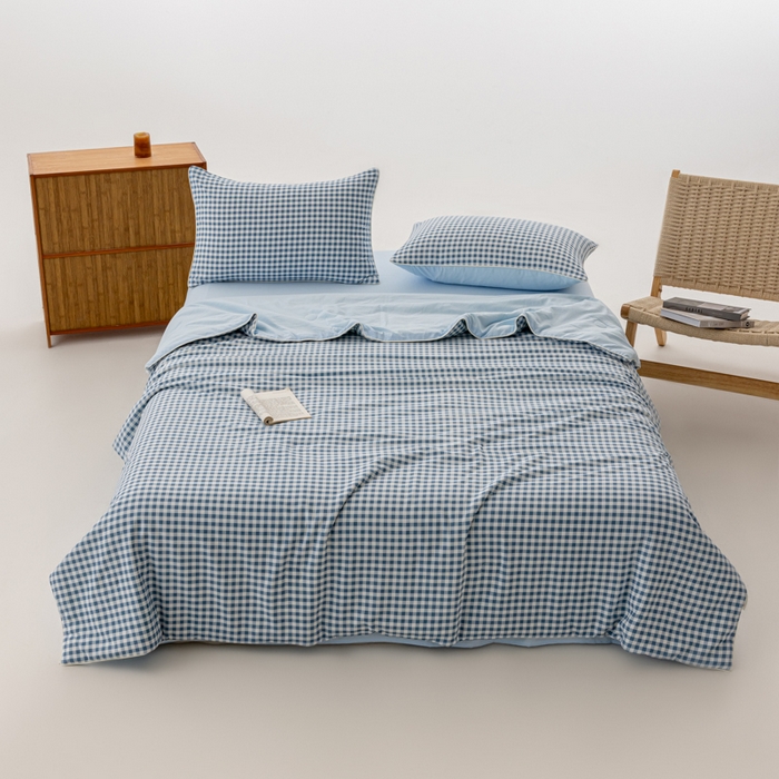 91家纺网 家纺一手货源 找家纺 迪梵家纺 2026新款A类无印风水洗棉格子纯色夏凉被大豆夏被空调被薄被（带买家秀） 蓝小格