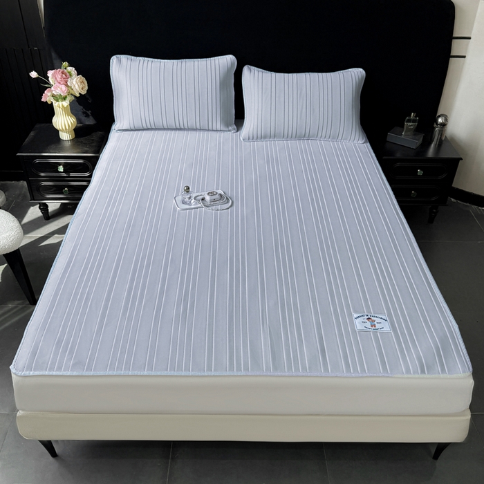 91家纺网 家纺一手货源 找家纺 麋兔 2026新款纯色朵朵小熊冰蚕丝软席 芦灰