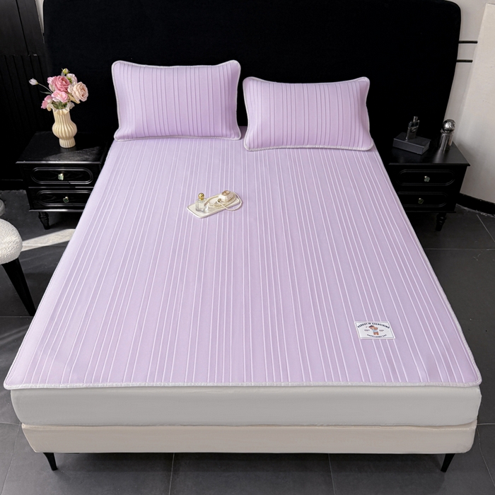 91家纺网 家纺一手货源 找家纺 麋兔 2026新款纯色朵朵小熊冰蚕丝软席 香芋紫