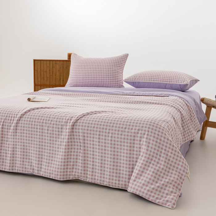 91家纺网 家纺一手货源 找家纺 迪梵家纺 2026新款A类无印风水洗棉格子纯色夏凉被大豆夏被空调被薄被（带买家秀） 紫小格