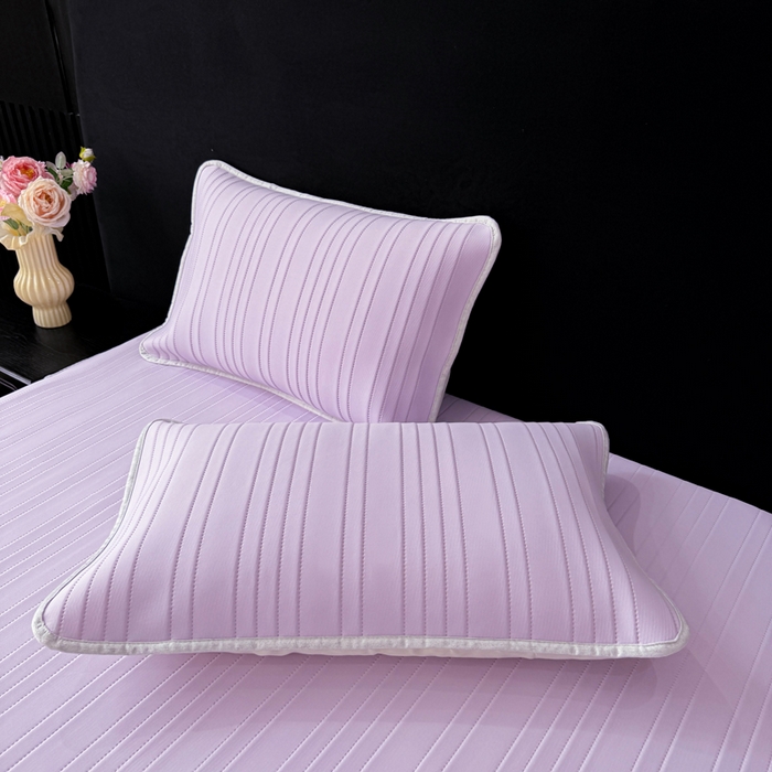 91家纺网 家纺一手货源 找家纺 麋兔 2026新款纯色朵朵小熊冰蚕丝软席 香芋紫