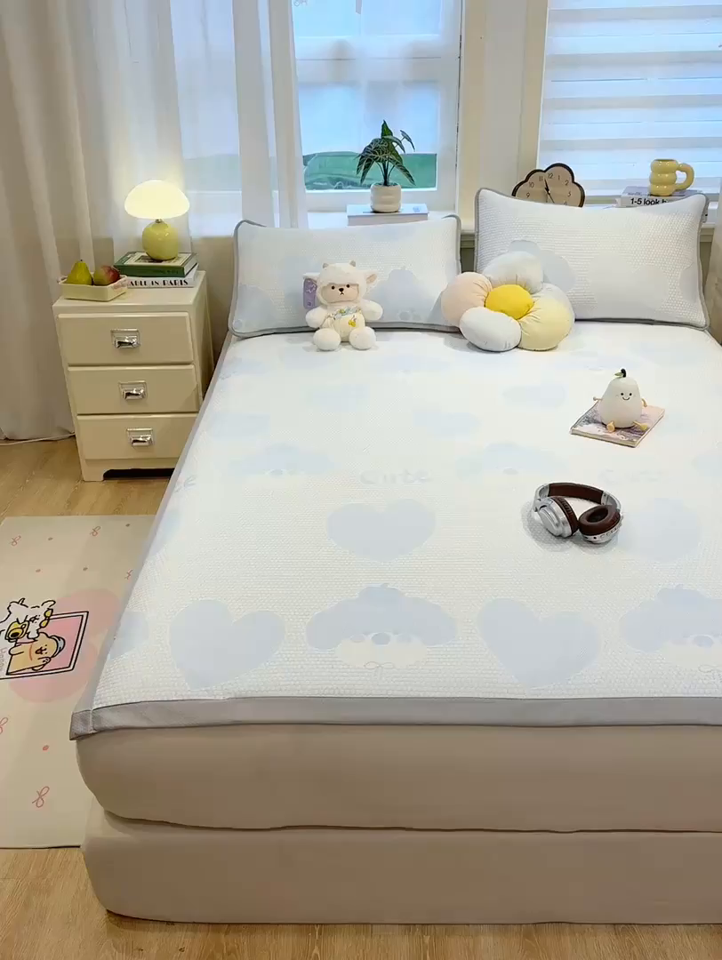 91家纺网 家纺一手货源 找家纺 眠势力 2026新款冰豆豆凉席三件套夏季冷感可机洗冰丝席软席子条席款 爱心狗-兰