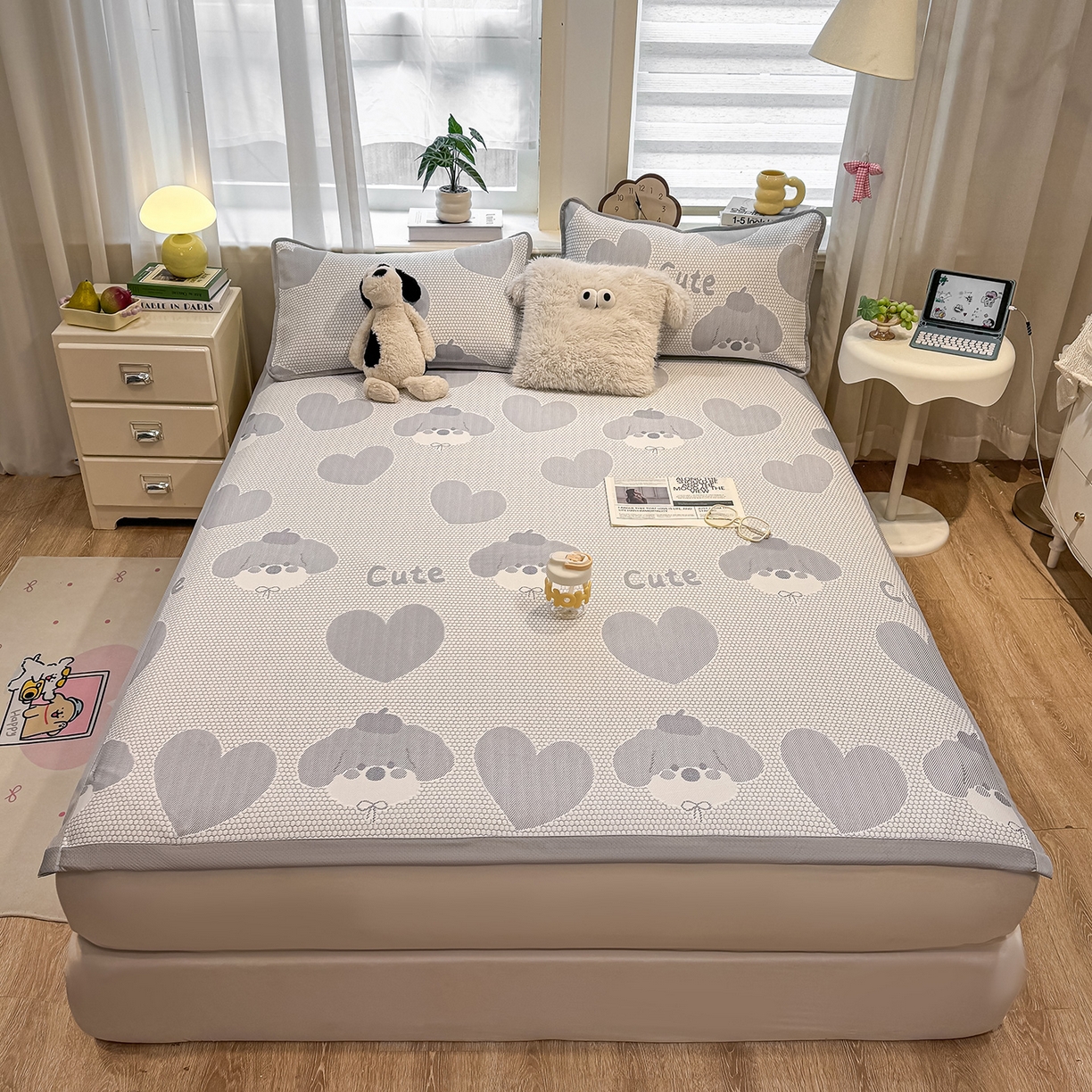 91家纺网 家纺一手货源 找家纺 眠势力 2026新款冰豆豆凉席三件套夏季冷感可机洗冰丝席软席子条席款 爱心狗-灰