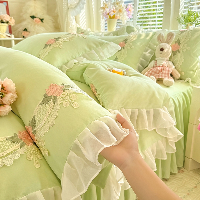 91家纺网 家纺一手货源 找家纺 后庭寝室 2026新款水溶花边床裙四件套-爱恋系列 爱恋-绿