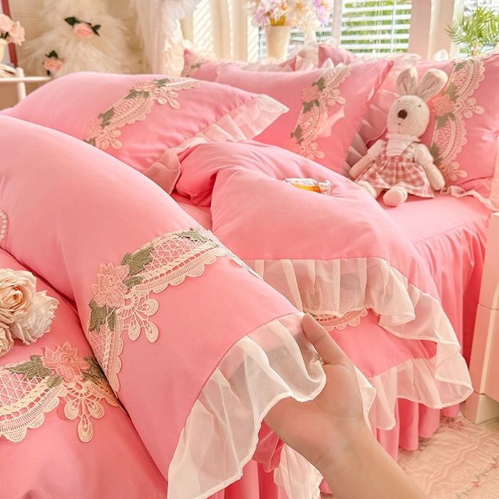 91家纺网 家纺一手货源 找家纺 后庭寝室 2026新款水溶花边床裙四件套-爱恋系列 爱恋-粉