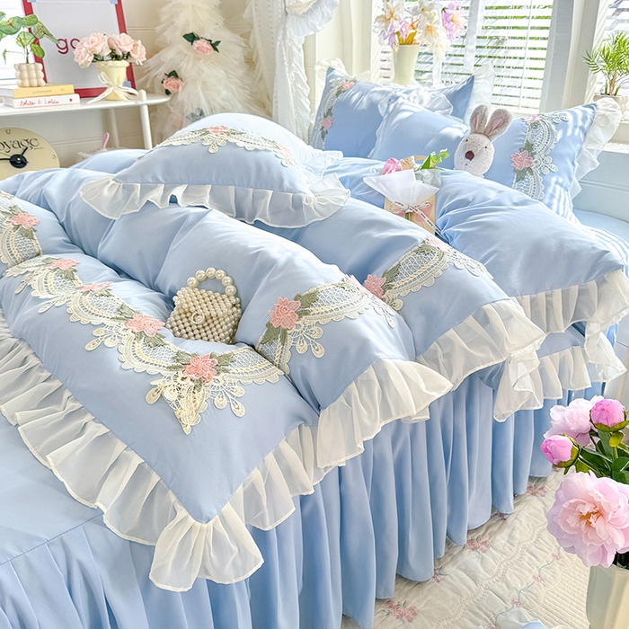 91家纺网 家纺一手货源 找家纺 后庭寝室 2026新款水溶花边床裙四件套-爱恋系列 爱恋-蓝