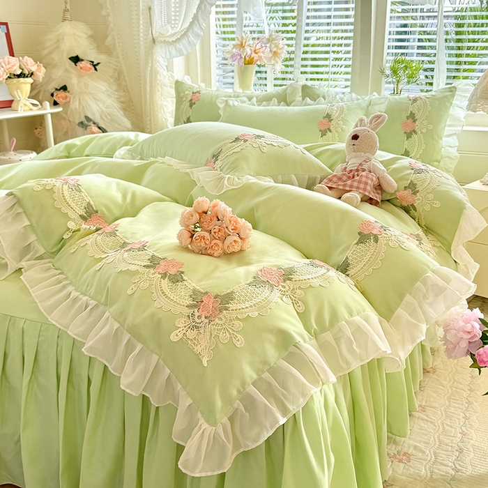 91家纺网 家纺一手货源 找家纺 后庭寝室 2026新款水溶花边床裙四件套-爱恋系列 爱恋-绿