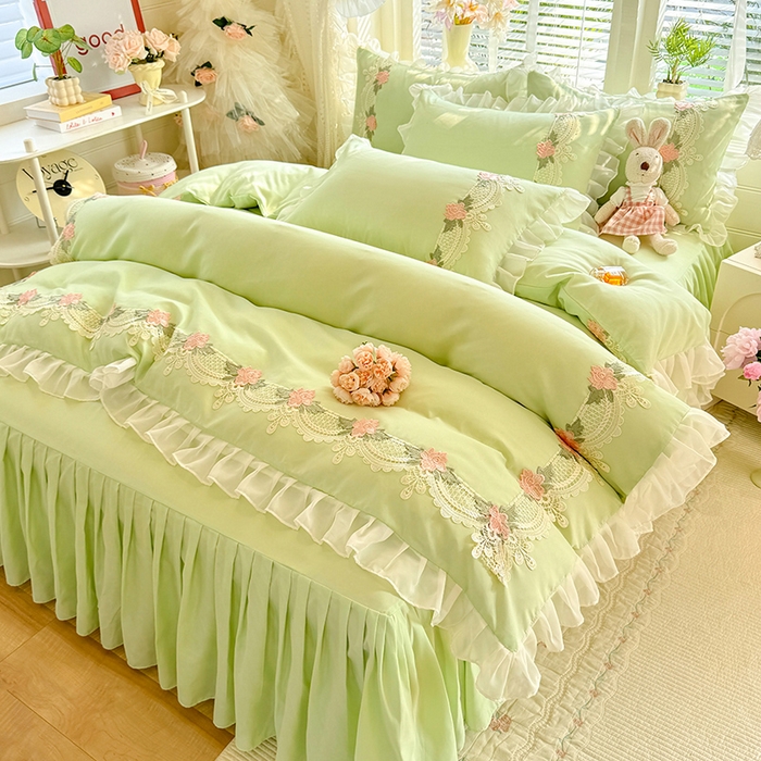 91家纺网 家纺一手货源 找家纺 后庭寝室 2026新款水溶花边床裙四件套-爱恋系列 爱恋-绿