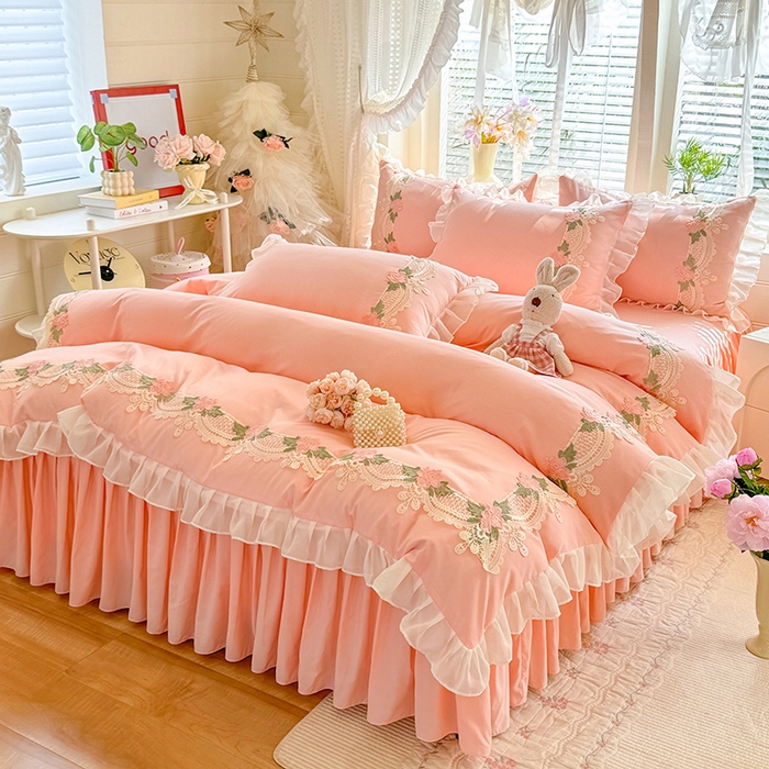 91家纺网 家纺一手货源 找家纺 后庭寝室 2026新款水溶花边床裙四件套-爱恋系列 爱恋-玉