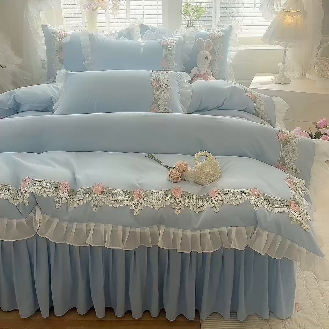 91家纺网 家纺一手货源 找家纺 后庭寝室 2026新款水溶花边床裙四件套-爱恋系列 爱恋-蓝