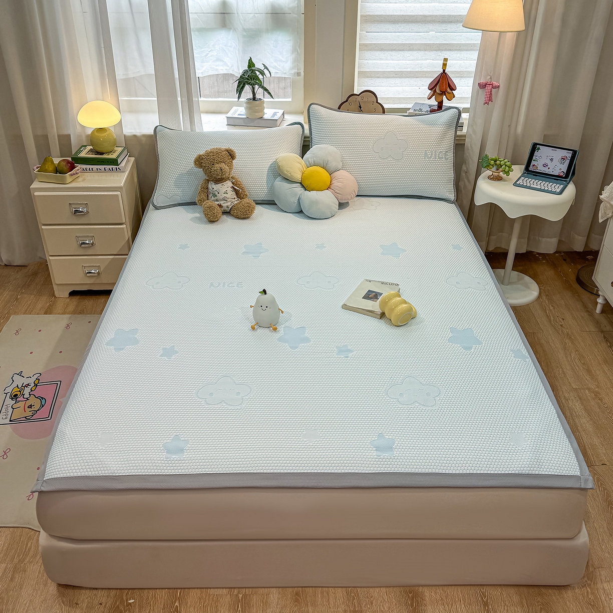 91家纺网 家纺一手货源 找家纺 眠势力 2026新款冰豆豆凉席三件套夏季冷感可机洗冰丝席软席子条席款 云朵-兰