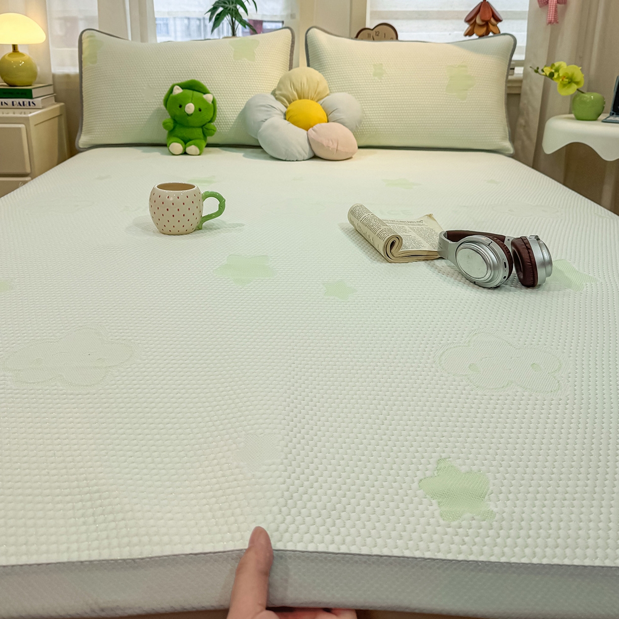 91家纺网 家纺一手货源 找家纺 眠势力 2026新款冰豆豆凉席三件套夏季冷感可机洗冰丝席软席子条席款 云朵-绿