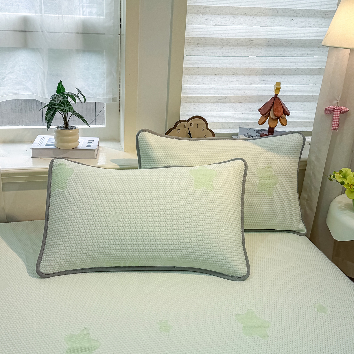 91家纺网 家纺一手货源 找家纺 眠势力 2026新款冰豆豆凉席三件套夏季冷感可机洗冰丝席软席子条席款 云朵-绿