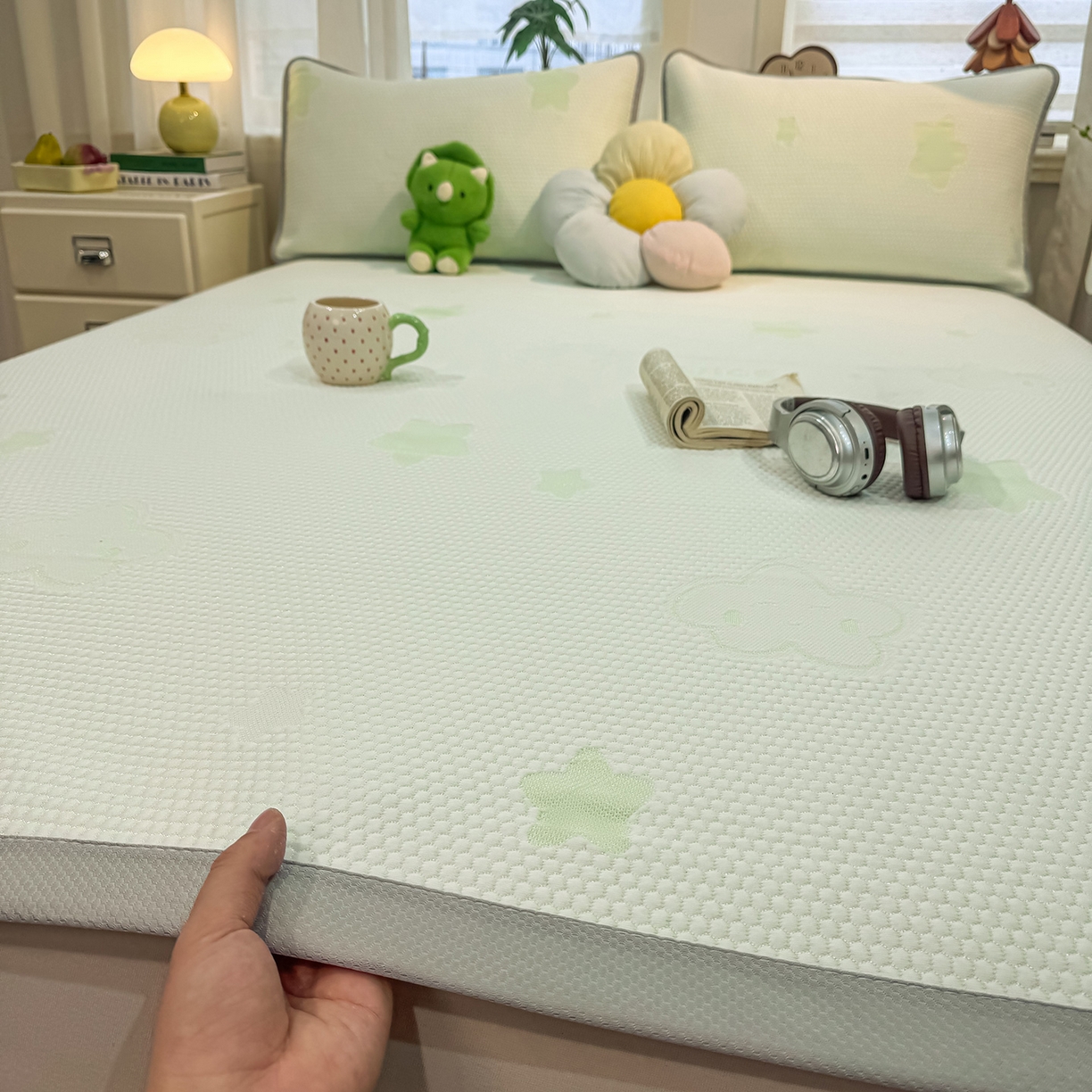 91家纺网 家纺一手货源 找家纺 眠势力 2026新款冰豆豆凉席三件套夏季冷感可机洗冰丝席软席子条席款 云朵-绿