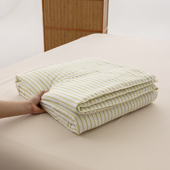 91家纺网 家纺一手货源 找家纺 迪梵家纺 2026新款A类无印风水洗棉条纹大豆夏凉被夏被空调被薄被子被子被芯（带买家秀） 条纹-黄