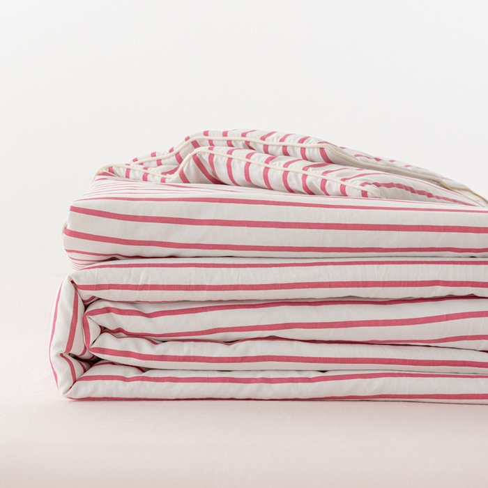 91家纺网 家纺一手货源 找家纺 迪梵家纺 2026新款A类无印风水洗棉条纹大豆夏凉被夏被空调被薄被子被子被芯（带买家秀） 条纹-红