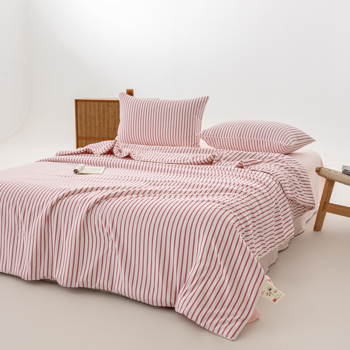 91家纺网 家纺一手货源 找家纺 迪梵家纺 2026新款A类无印风水洗棉条纹大豆夏凉被夏被空调被薄被子被子被芯（带买家秀） 条纹-红