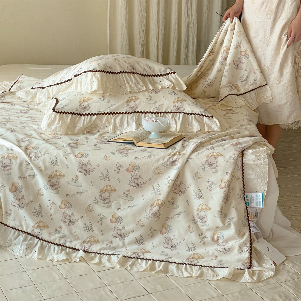 91家纺网 家纺一手货源 找家纺 傲蕾良品 2026新款【山野计划】砂洗棉麻大豆抗菌被 童心小象