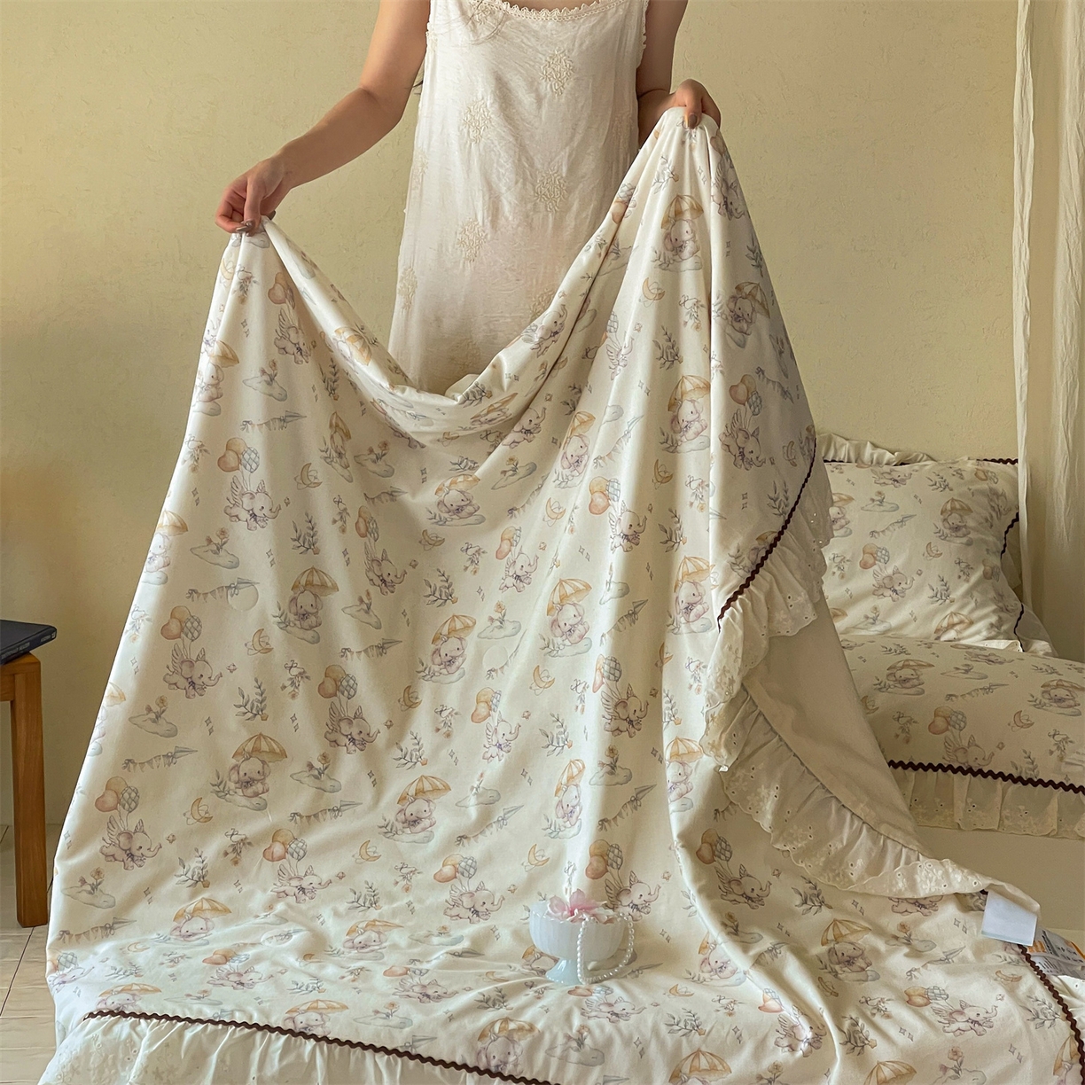 91家纺网 家纺一手货源 找家纺 傲蕾良品 2026新款【山野计划】砂洗棉麻大豆抗菌被 童心小象