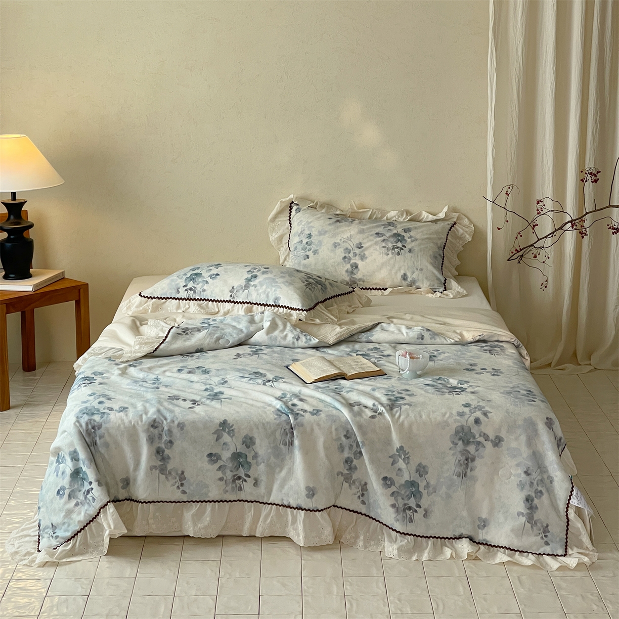 91家纺网 家纺一手货源 找家纺 【山野计划】傲蕾 AL BEDDING水洗砂洗棉麻夏被春秋被四件套韩式花边大豆被子全棉夏凉被亚麻