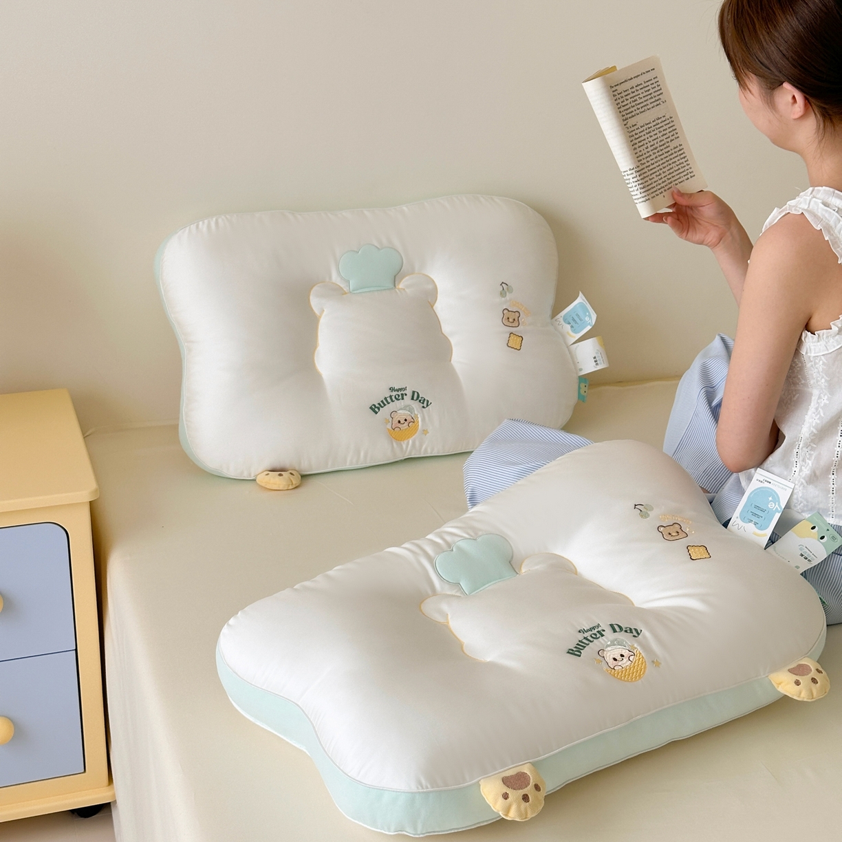 91家纺网 家纺一手货源 找家纺 北鸣有鱼枕芯馆 2026新款亲肤护颈分曲奶油小熊枕 枕头枕芯 奶油小熊枕 成人款