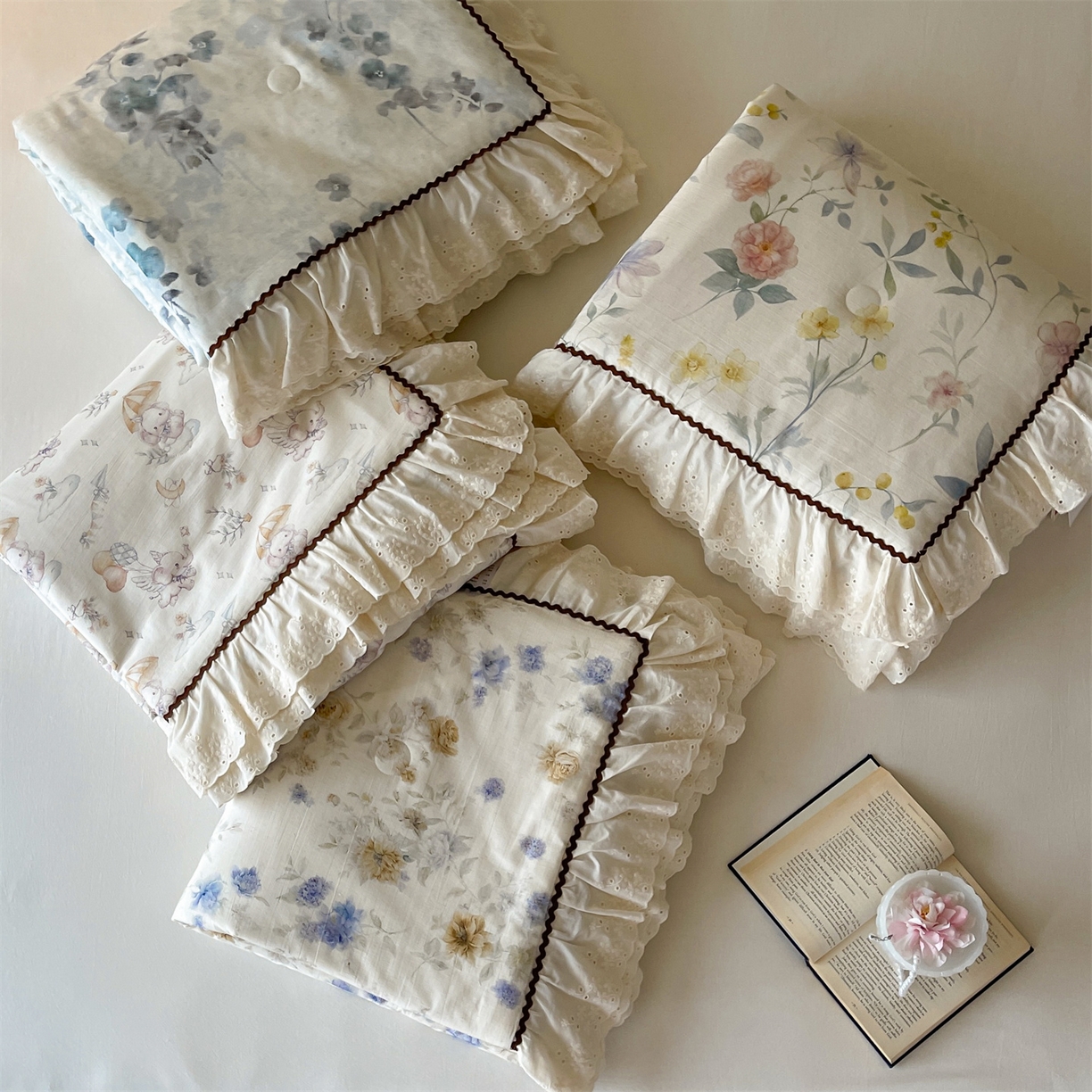 91家纺网 家纺一手货源 找家纺 【山野计划】傲蕾 AL BEDDING水洗砂洗棉麻夏被春秋被四件套韩式花边大豆被子全棉夏凉被亚麻