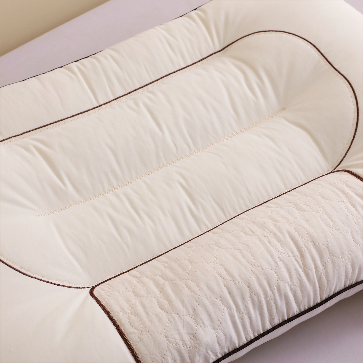 91家纺网 家纺一手货源 找家纺 （总）云熙枕业 2026春夏新款全棉立体抗菌护颈枕 枕头枕芯