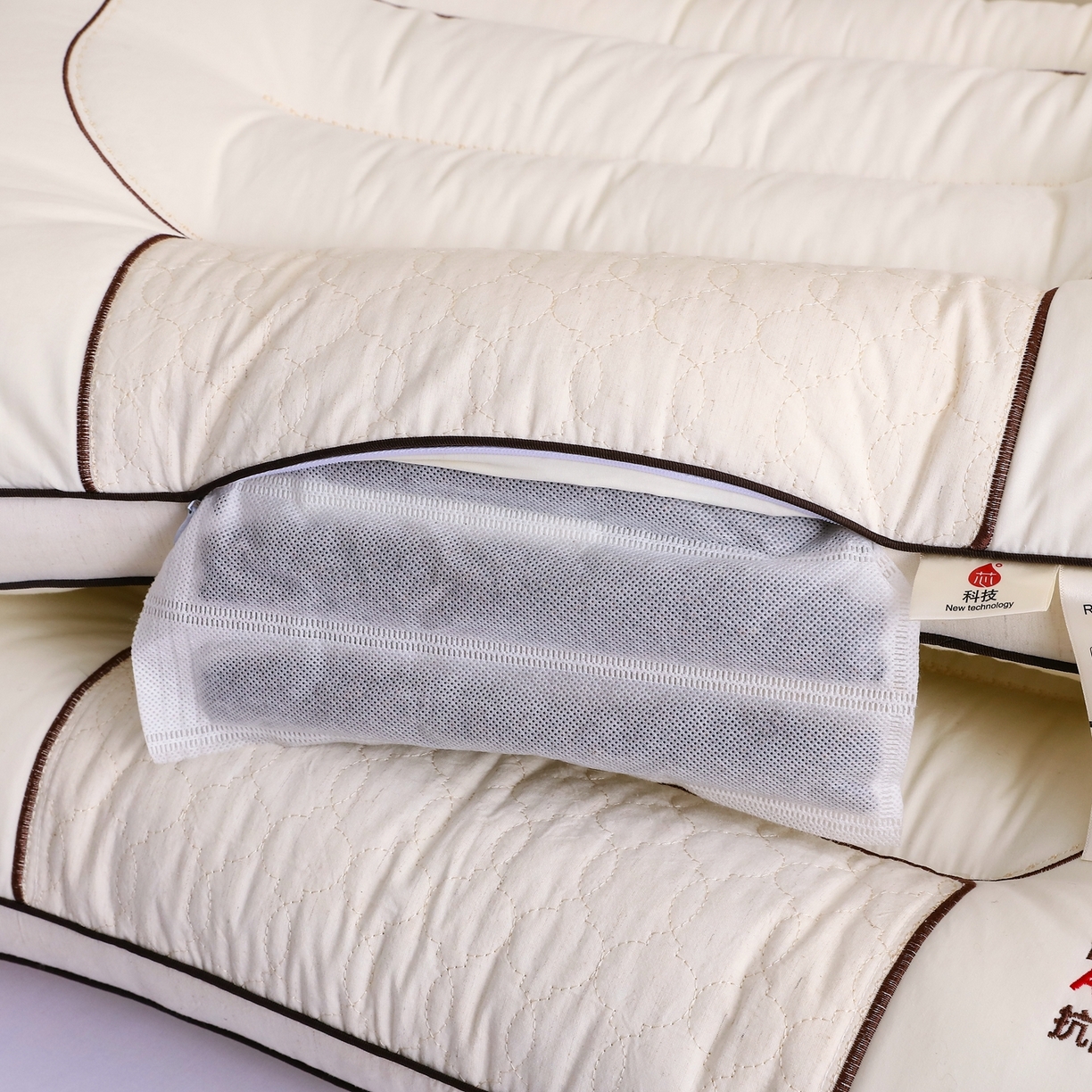 91家纺网 家纺一手货源 找家纺 （总）云熙枕业 2026春夏新款全棉立体抗菌护颈枕 枕头枕芯