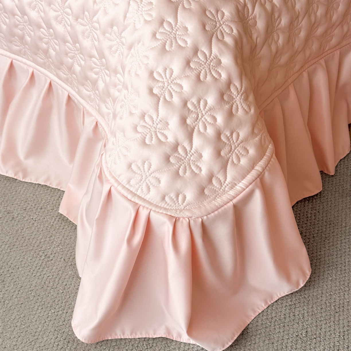 91家纺网 家纺一手货源 找家纺 （总）迪梦姿家纺 2026新款春意真丝提花床盖四件套