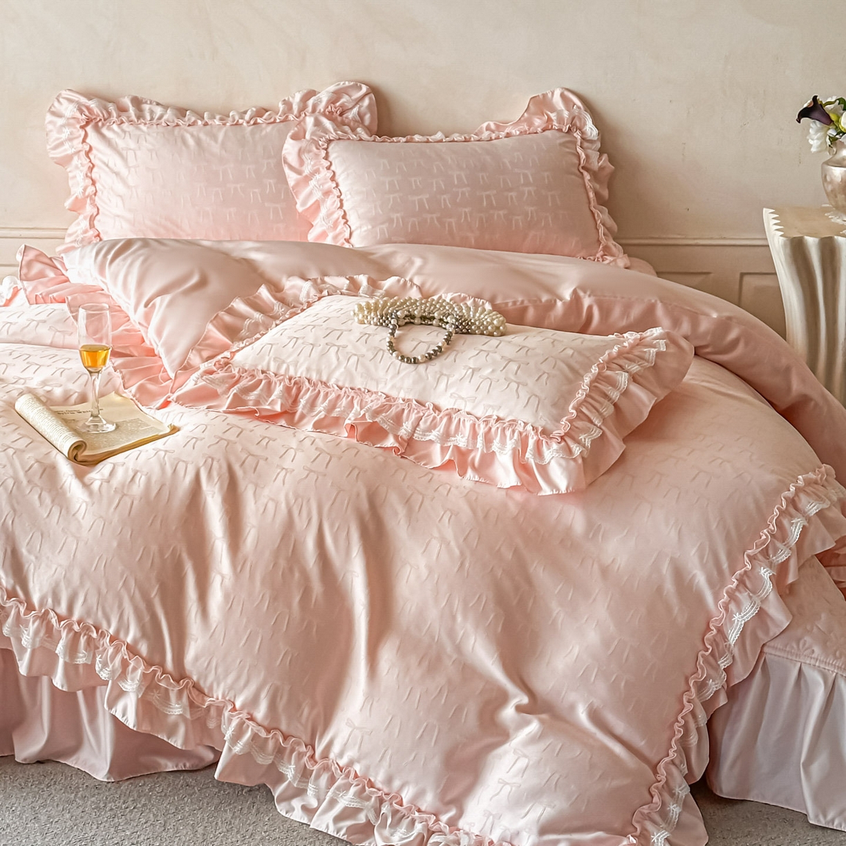 91家纺网 家纺一手货源 找家纺 迪梦姿家纺 2026新款春意真丝提花床盖四件套 粉玉