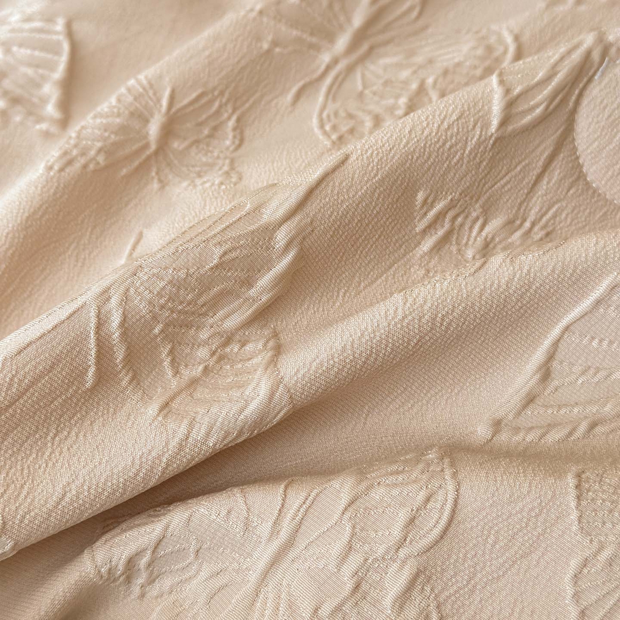 91家纺网 家纺一手货源 找家纺 迪梦姿家纺 2026新款梦蝶真丝提花夏被四件套 米驼色