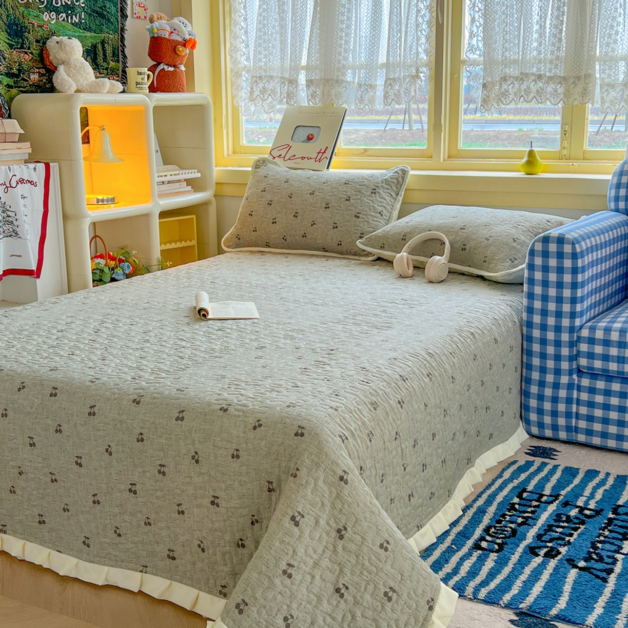 91家纺网 家纺一手货源 找家纺 默忆 2026新款亲肤舒适双层纱花边宽床盖 樱桃曼舞