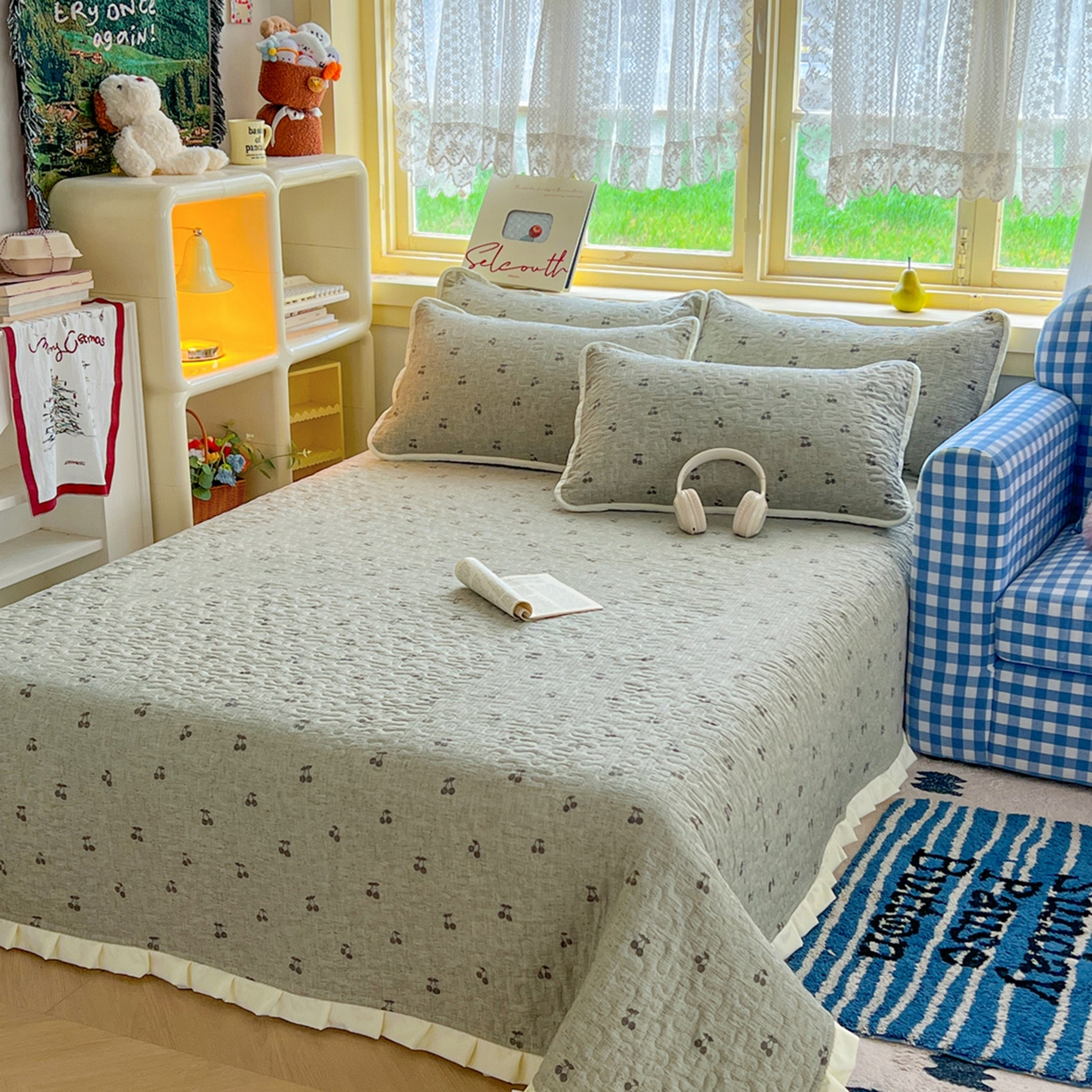 91家纺网 家纺一手货源 找家纺 默忆 2026新款亲肤舒适双层纱花边宽床盖 樱桃曼舞