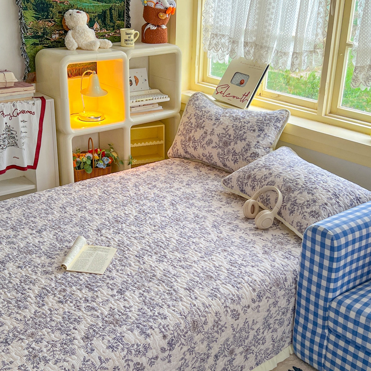 91家纺网 家纺一手货源 找家纺 默忆 2026新款亲肤舒适双层纱花边宽床盖 繁花似锦