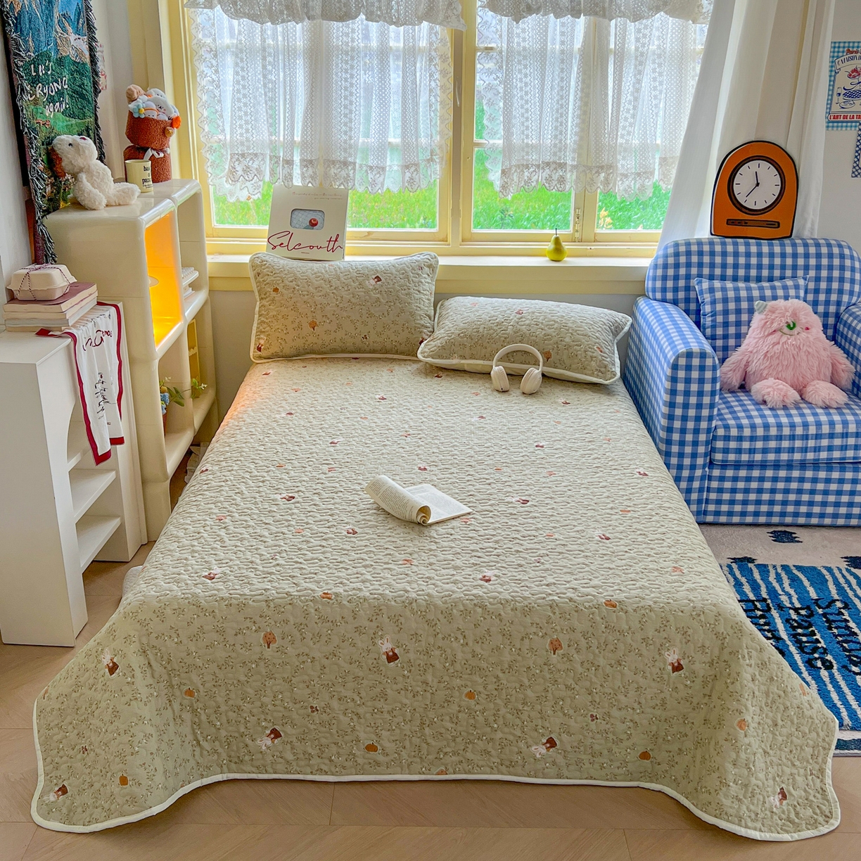 91家纺网 家纺一手货源 找家纺 默忆 2026新款亲肤舒适双层纱花边宽床盖 花草兔