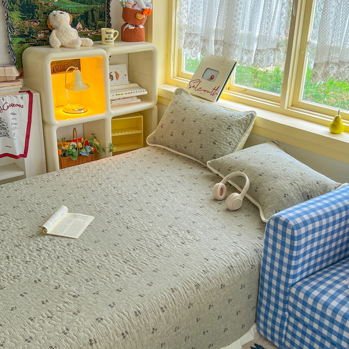 91家纺网 家纺一手货源 找家纺 默忆 2026新款亲肤舒适双层纱花边宽床盖 樱桃曼舞