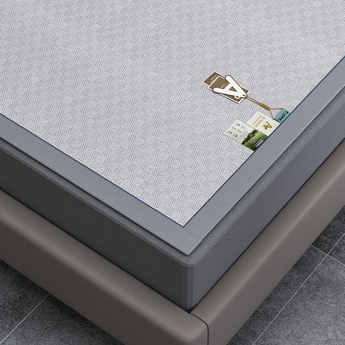 91家纺网 家纺一手货源 找家纺 小牛席业 2026新款棋盘格冰丝腊肠狗贴布绣冰丝席席子凉席 棋盘格可爱小狗冰丝席-灰色