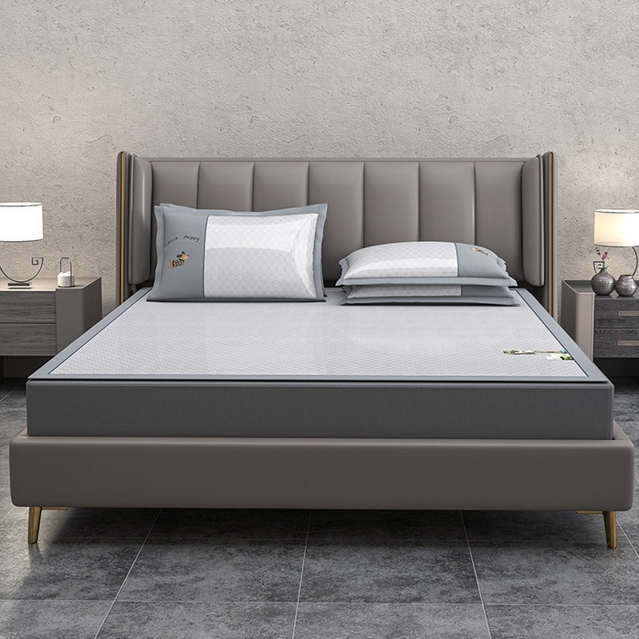 91家纺网 家纺一手货源 找家纺 小牛席业 2026新款棋盘格冰丝腊肠狗贴布绣冰丝席席子凉席 棋盘格可爱小狗冰丝席-灰色