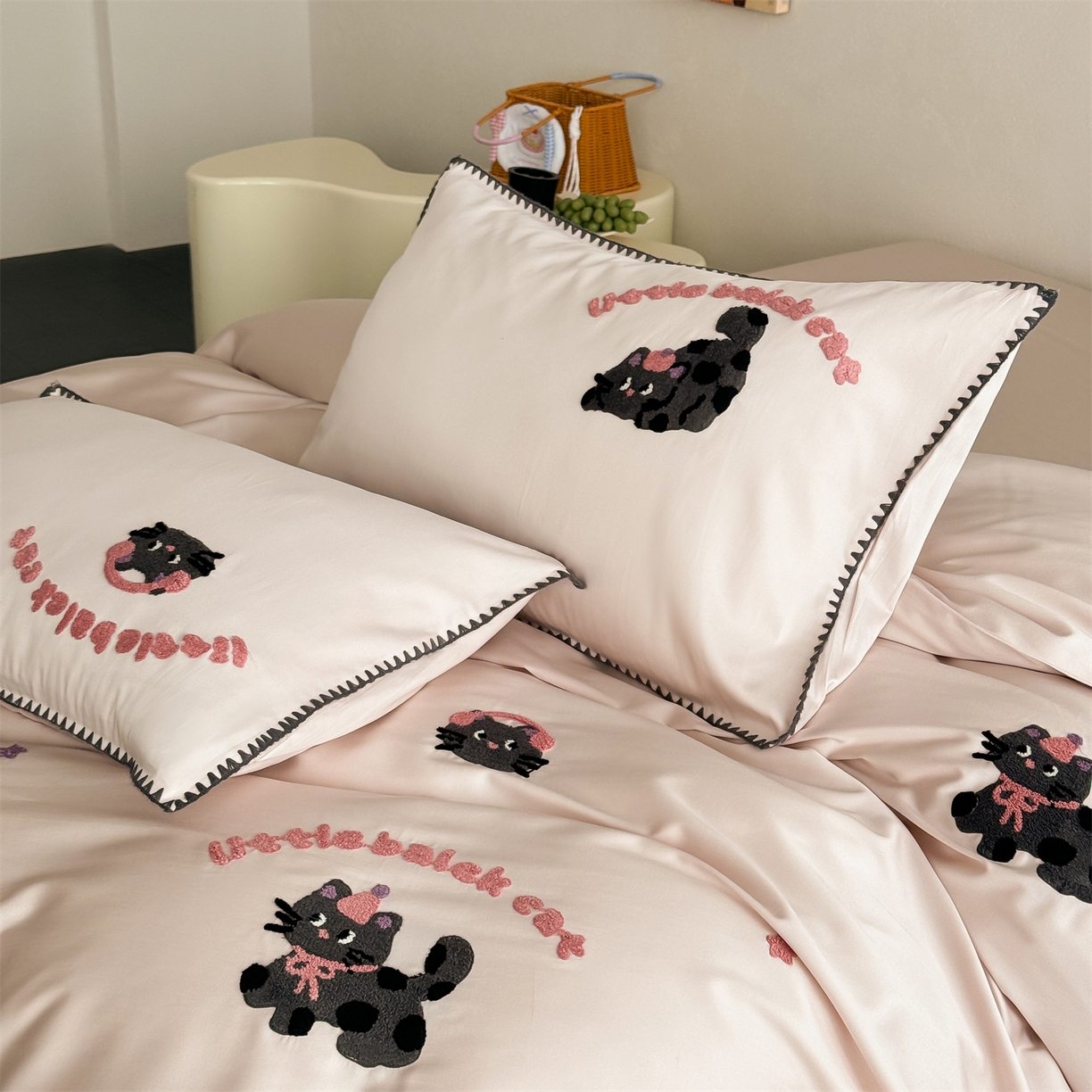 91家纺网 家纺一手货源 找家纺 （总）FORTWO家纺原创设计（FOR TWO家纺） 2026新款天丝卡通毛巾绣四件套