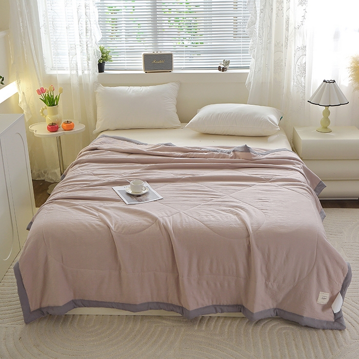 91家纺网 家纺一手货源 找家纺 六合家纺 2026春夏新款纯色水洗棉夏被夏凉被空调被 卡其色