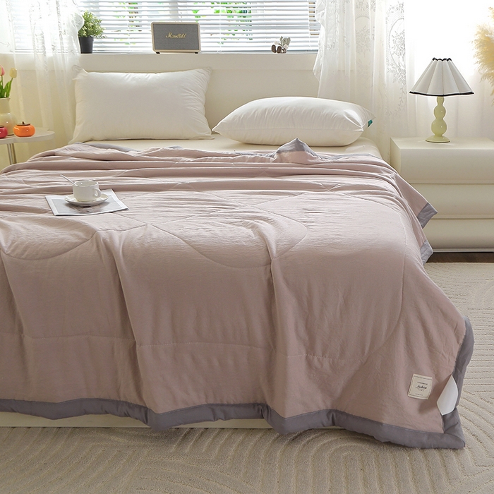 91家纺网 家纺一手货源 找家纺 六合家纺 2026春夏新款纯色水洗棉夏被夏凉被空调被 卡其色