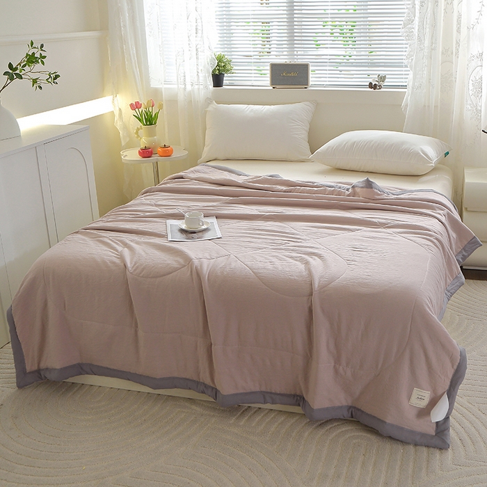 91家纺网 家纺一手货源 找家纺 六合家纺 2026春夏新款纯色水洗棉夏被夏凉被空调被 卡其色