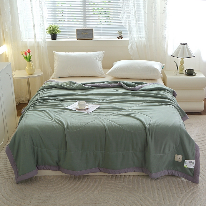 91家纺网 家纺一手货源 找家纺 六合家纺 2026春夏新款纯色水洗棉夏被夏凉被空调被 橄榄绿