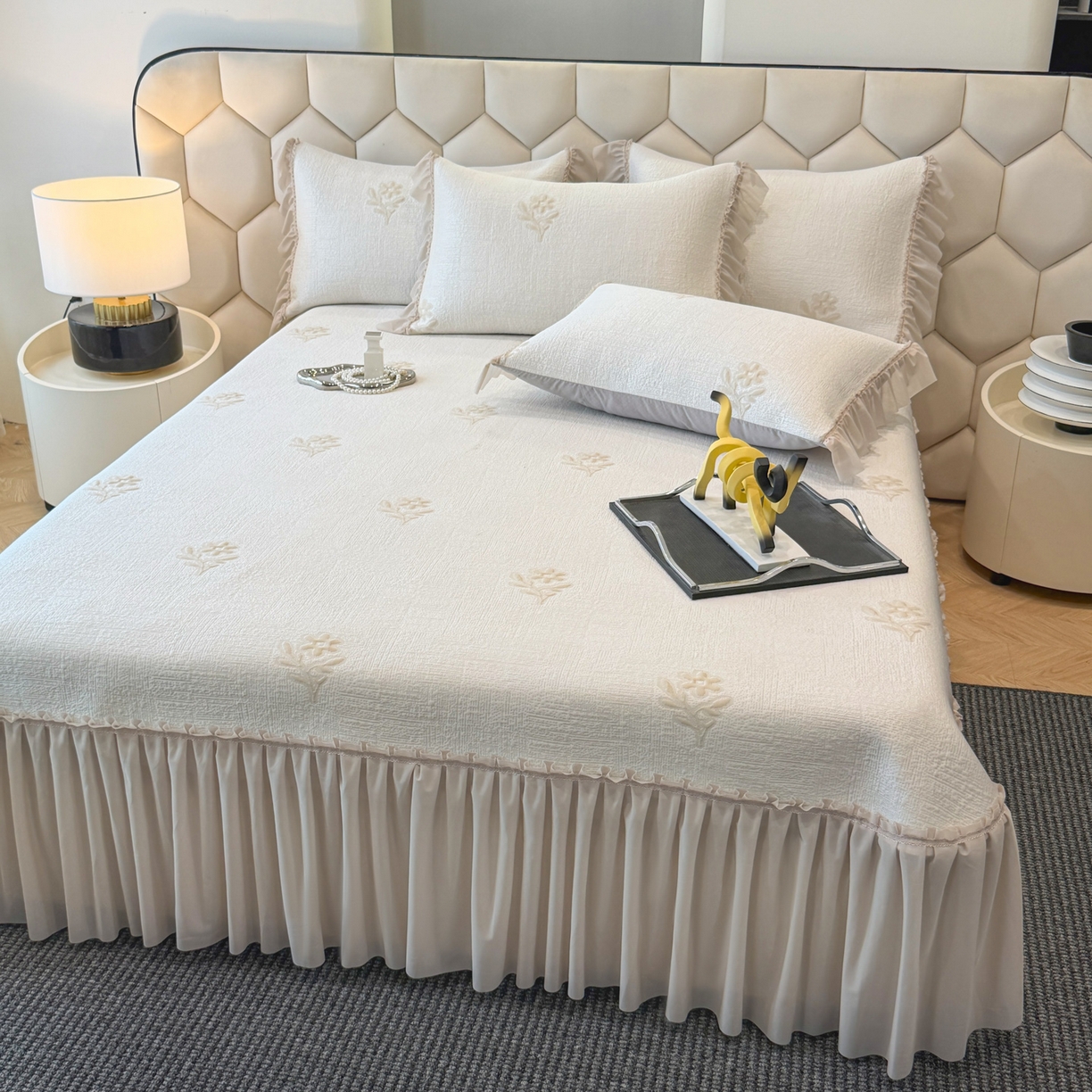 91家纺网 家纺一手货源 找家纺 六合家纺 2026春夏新款A类凉感高分子床裙款凉席三件套-云絮茉香 云絮茉香-香槟色