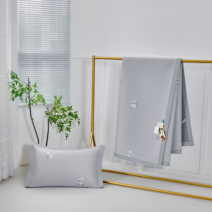 91家纺网 家纺一手货源 找家纺 小牛席业 2026新款熊猫格纹提花冰丝席席子凉席 灰色