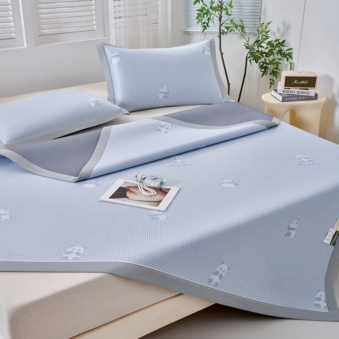 91家纺网 家纺一手货源 找家纺 小牛席业 2026新款熊猫格纹提花冰丝席席子凉席 蓝色