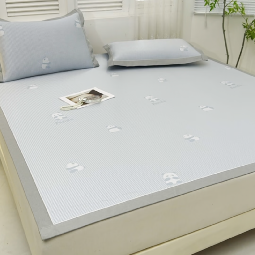 91家纺网 家纺一手货源 找家纺 小牛席业 2026新款熊猫格纹提花冰丝席席子凉席 蓝色