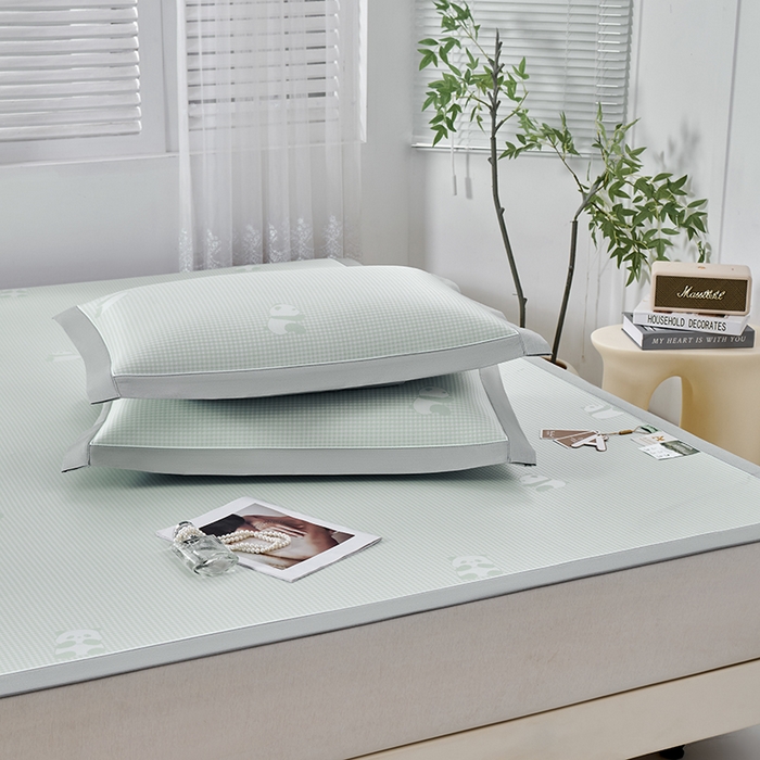 91家纺网 家纺一手货源 找家纺 小牛席业 2026新款熊猫格纹提花冰丝席席子凉席 抹茶